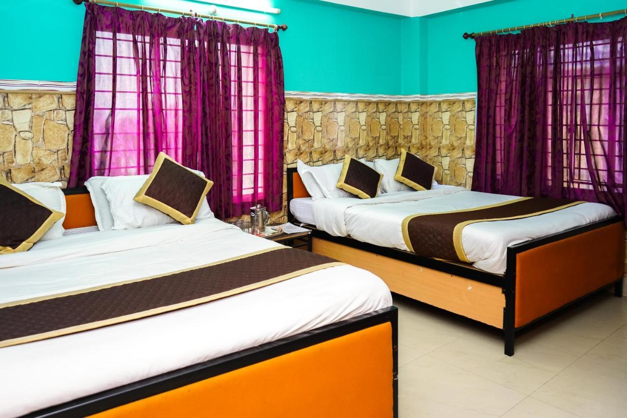 Tirupati Lodge Njp Shiliguri Exterior foto