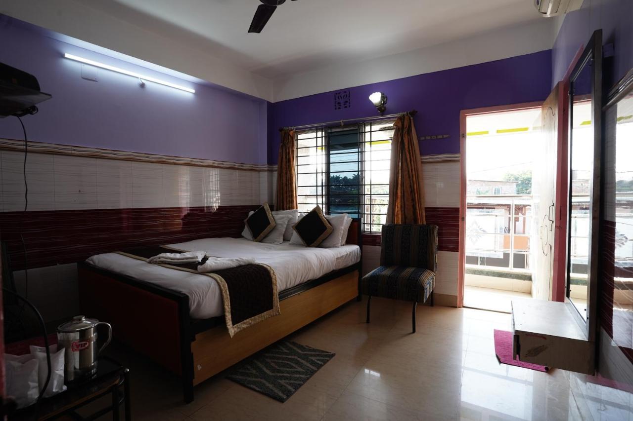 Tirupati Lodge Njp Shiliguri Exterior foto