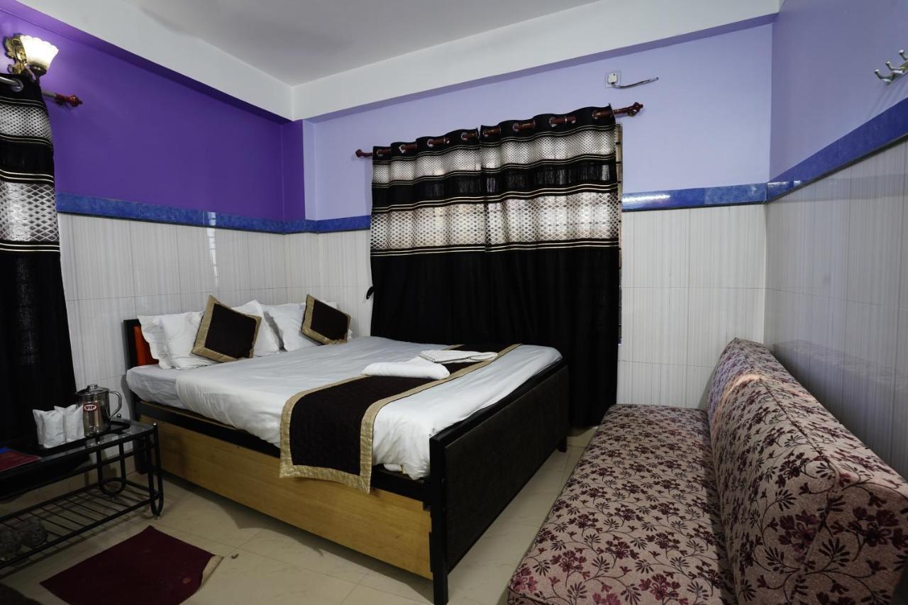 Tirupati Lodge Njp Shiliguri Exterior foto