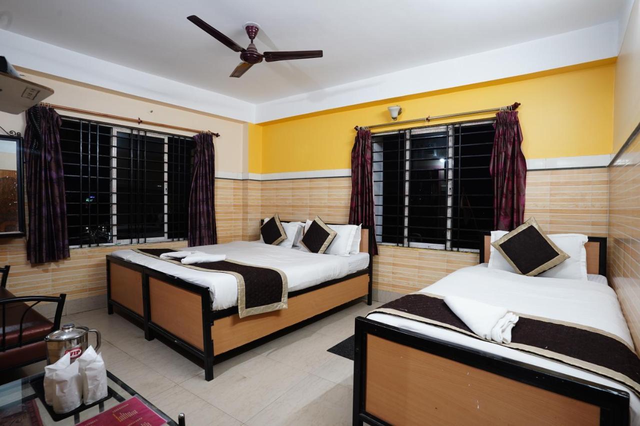 Tirupati Lodge Njp Shiliguri Exterior foto
