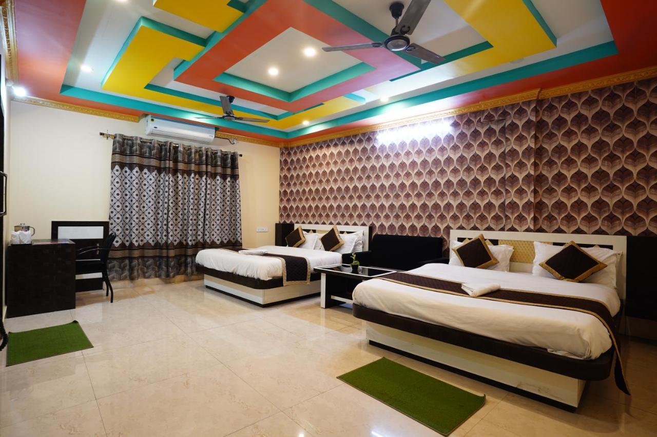 Tirupati Lodge Njp Shiliguri Exterior foto