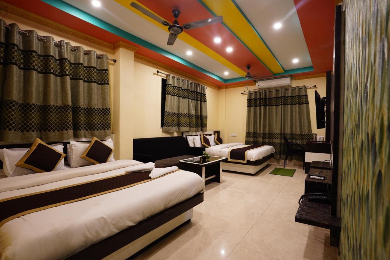 Tirupati Lodge Njp Shiliguri Exterior foto