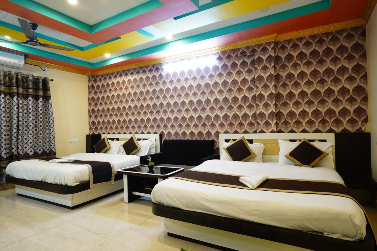 Tirupati Lodge Njp Shiliguri Exterior foto
