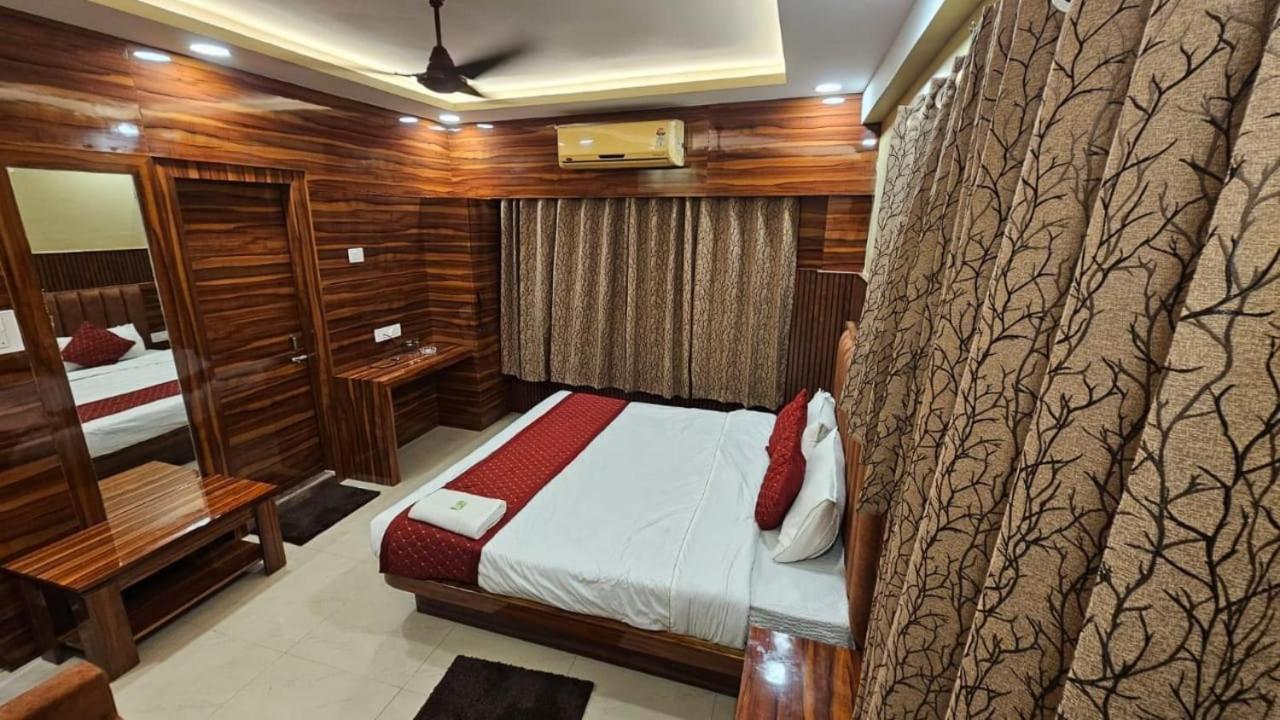 Tirupati Lodge Njp Shiliguri Exterior foto