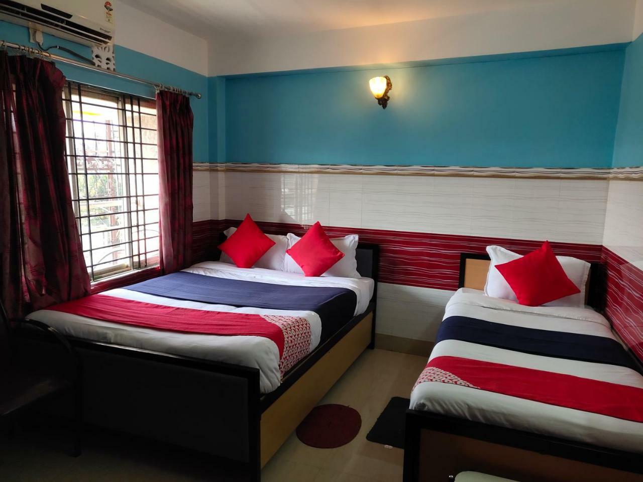 Tirupati Lodge Njp Shiliguri Exterior foto