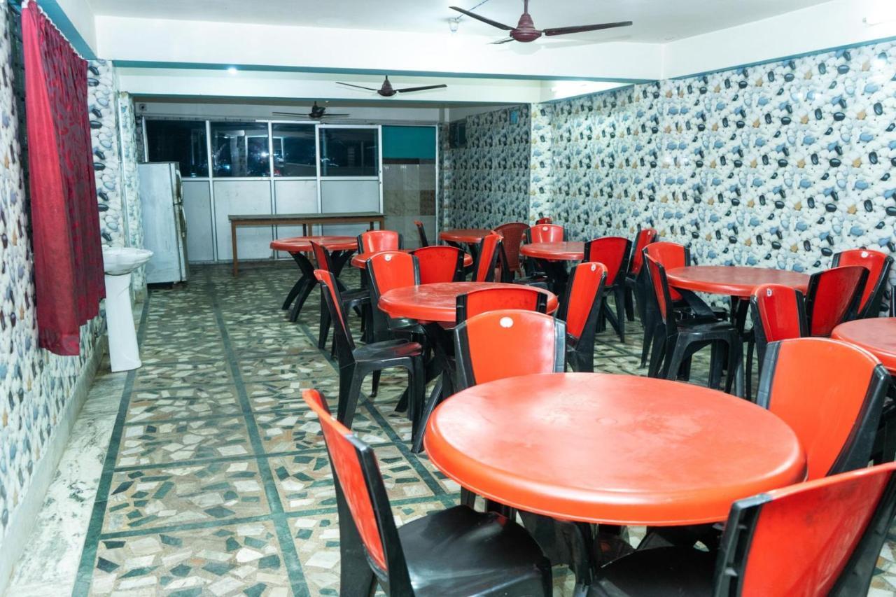 Tirupati Lodge Njp Shiliguri Exterior foto