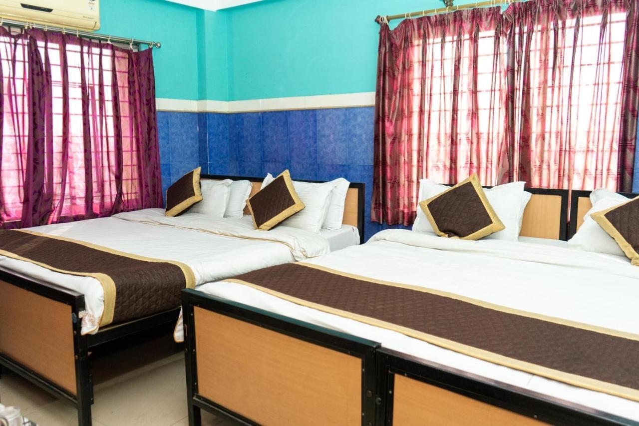 Tirupati Lodge Njp Shiliguri Exterior foto